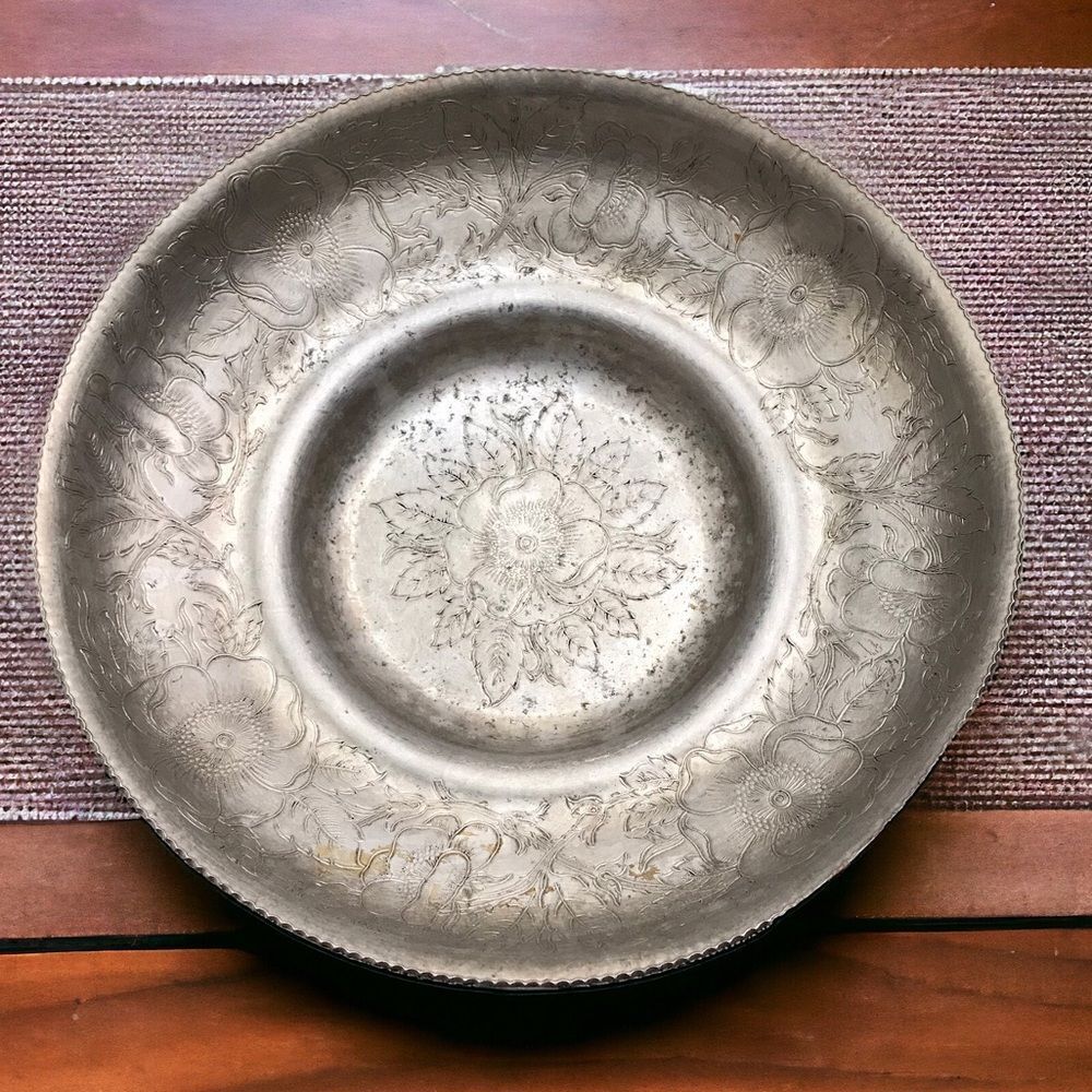 Vintage Wilson Metal Poppy Floral Hand Wrought Aluminum Bowl Brooklyn New York